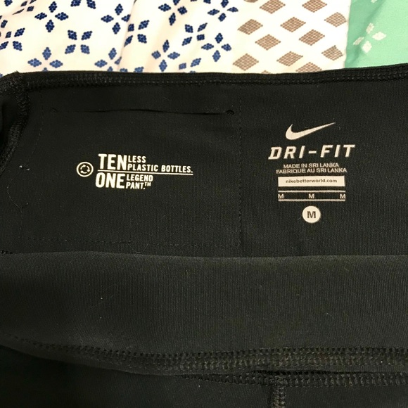 Nike Dri-Fit leggings - Picture 2 of 4